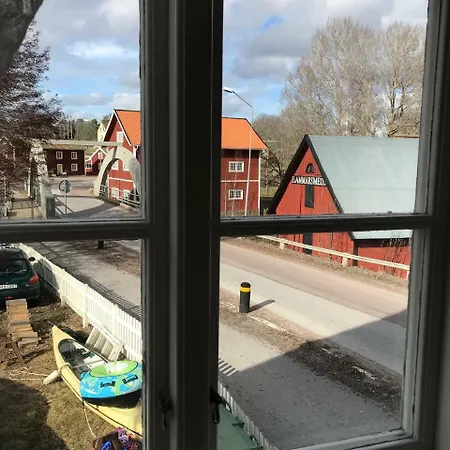 Gula Huset Bed & Breakfast Storebro Exterior photo