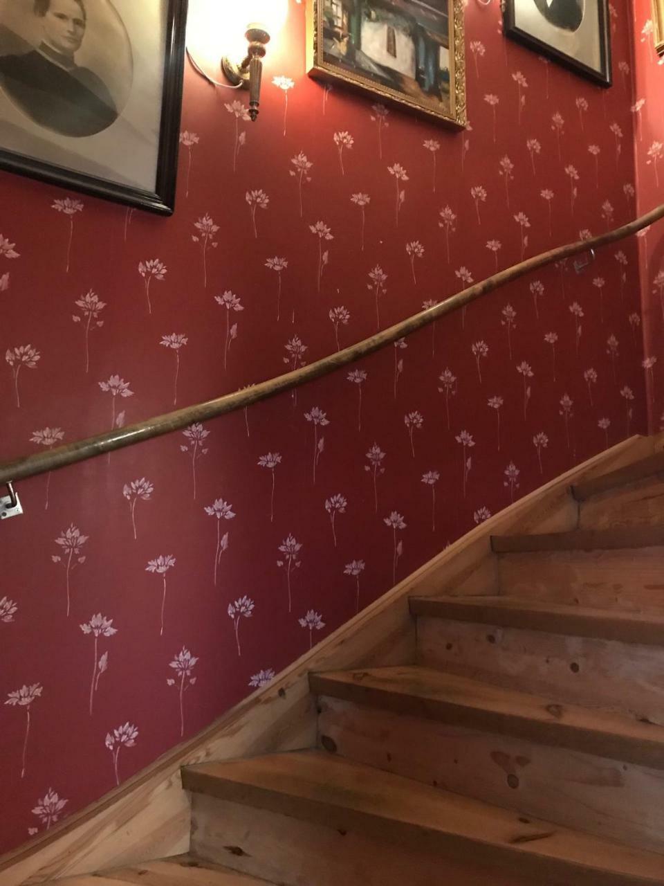 Gula Huset * Storebro